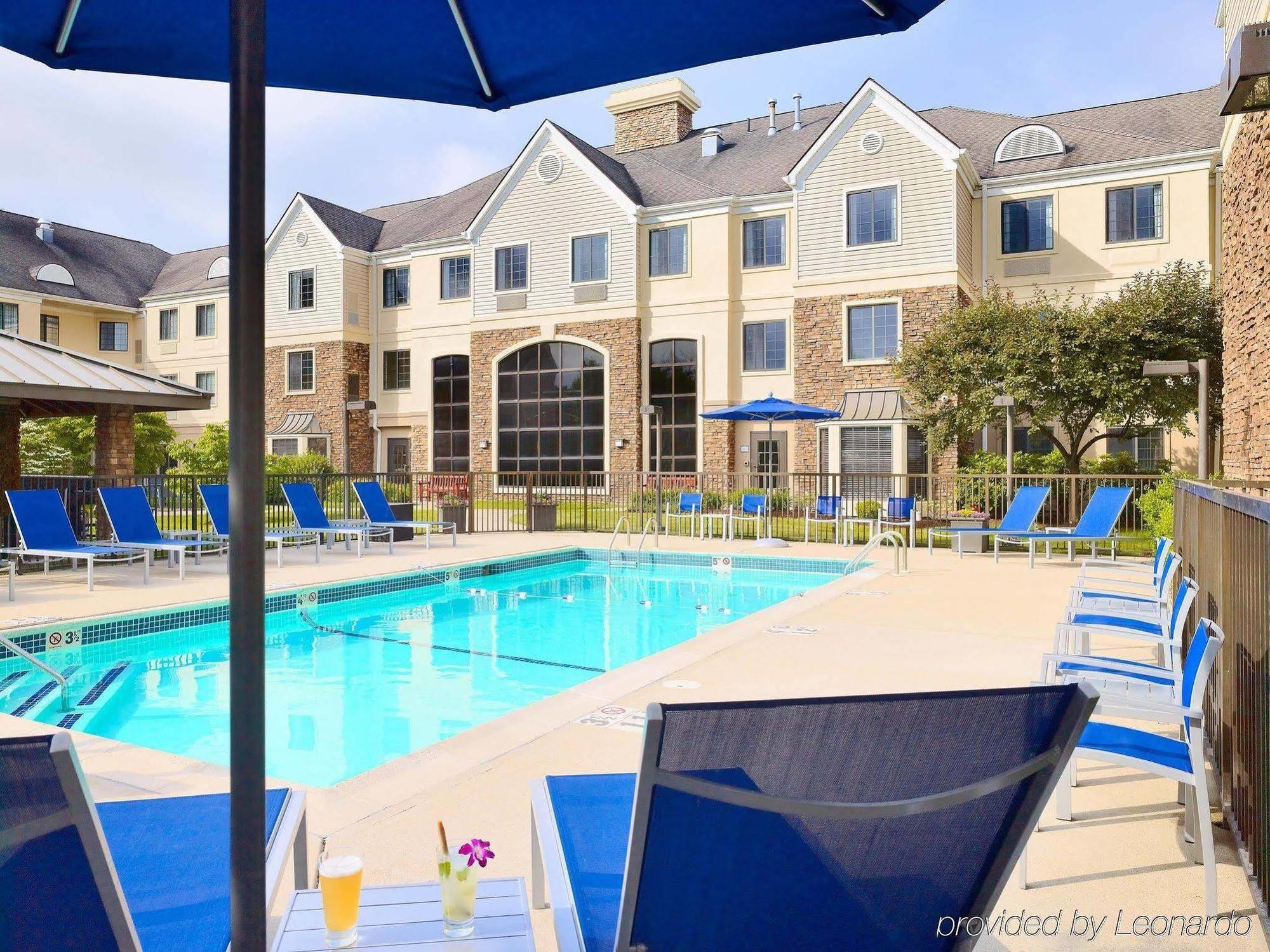 Parsippany Suites Hotel Exterior photo