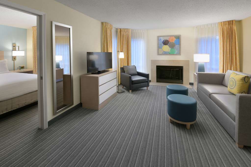 Parsippany Suites Hotel Room photo